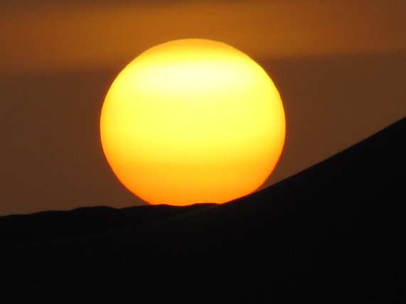 sunset sahara desert